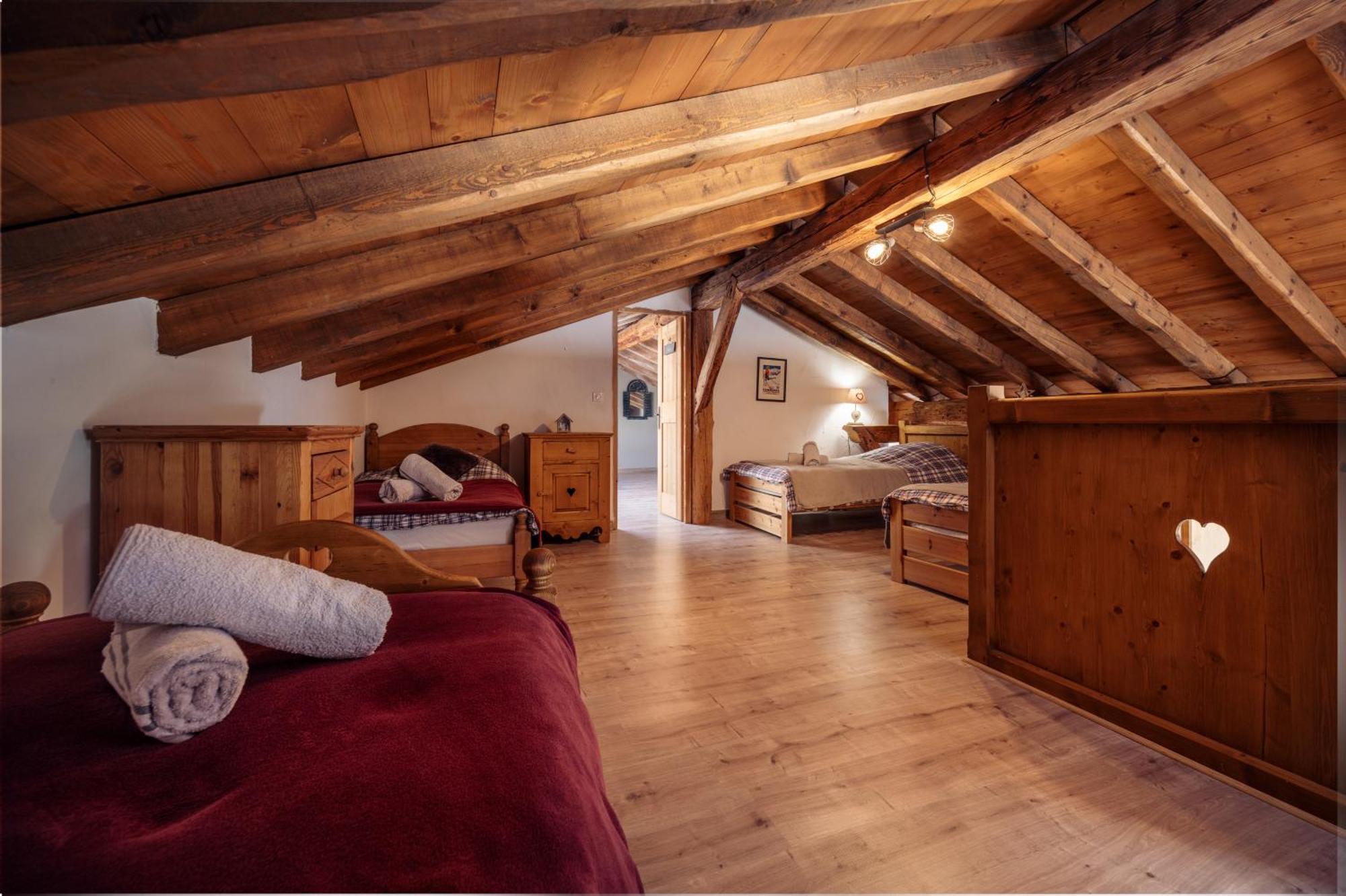 La Maison Des Cerries Hautecour  Экстерьер фото